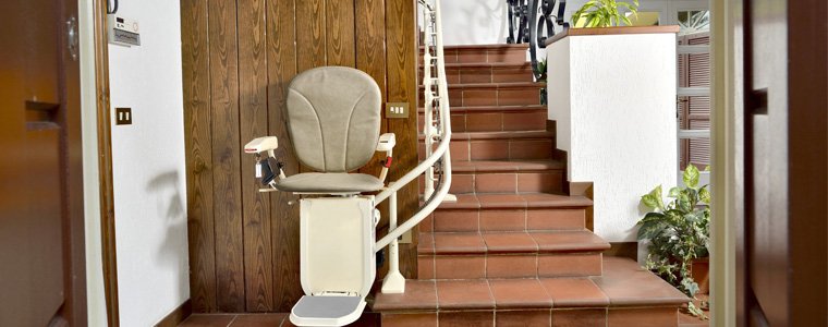 Las sillas salvaescaleras se adaptan a todo tipo de escaleras
